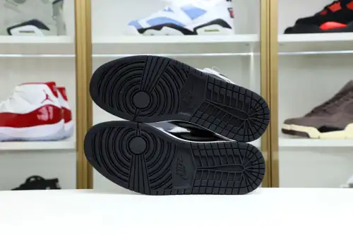 Air Jordan 1 Retro High Og Shadow 2.0 