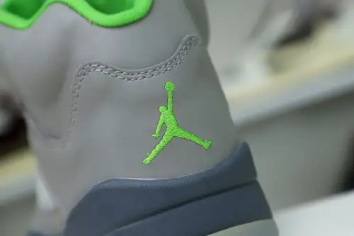 Air Jordan 5 Retro 