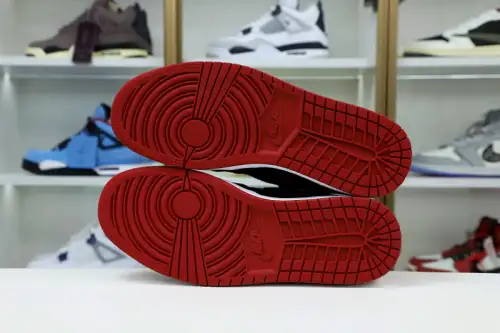 Air Jordan 1 Retro High Og 