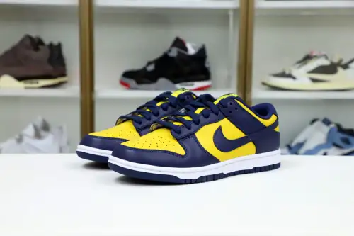 Dunk Low 