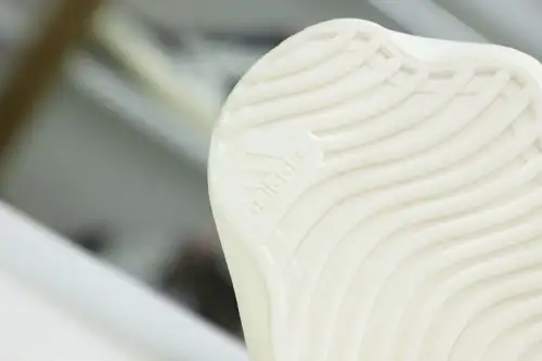Yeezy 450 Cloud White H68038 