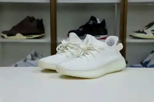 Yeezy Boost 350 V2 