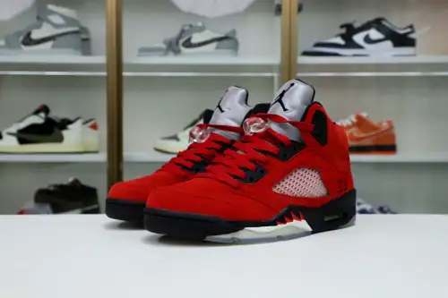 Air Jordan 5 Retro Raging Bull Red Suede 