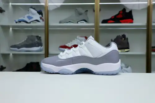 Air Jordan 11 Retro Low 