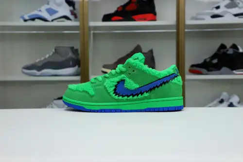 Grateful Dead X Dunk Low Sb Green 