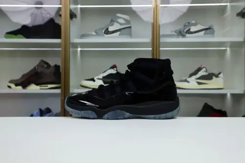 Air Jordan 11 Retro 
