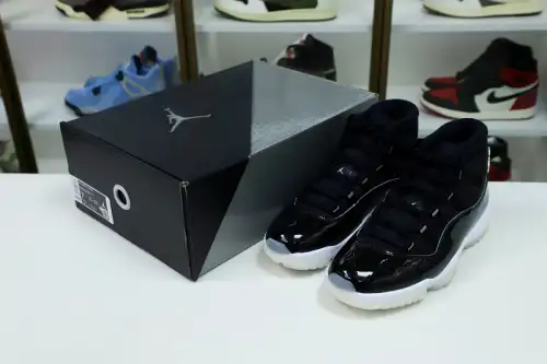 Air Jordan 11 Retro 