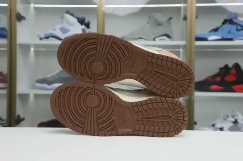 Dunk Low Retro Prm Medium Curry 