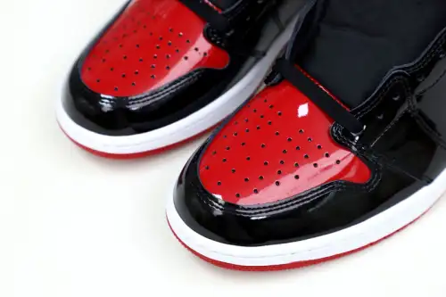 Air Jordan 1 High Og Bred Patent 