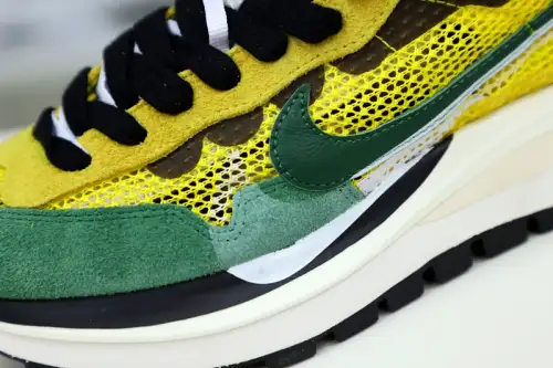 Sacai X Vaporwaffle 