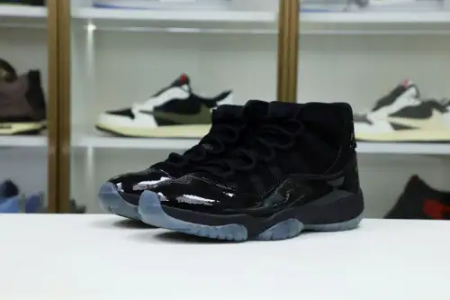Air Jordan 11 Retro 