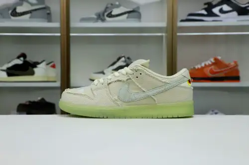 Nike Sb Dunk Low Mummy 