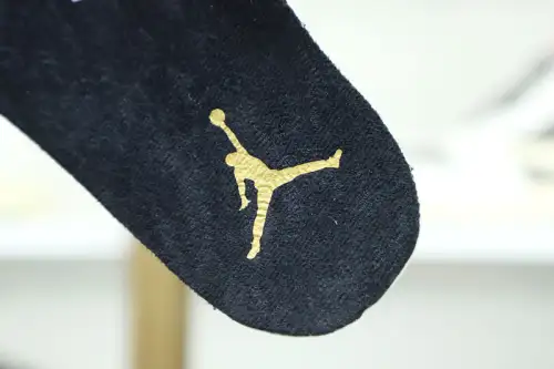 Air Jordan 11 Retro Gamma Blue 