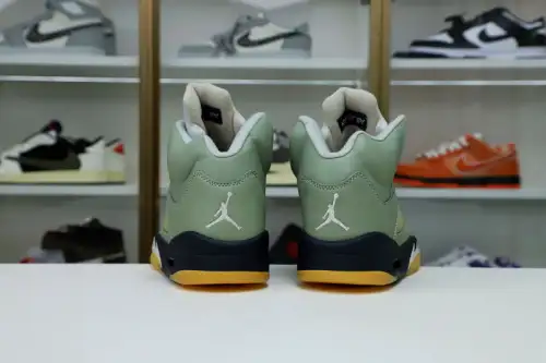 Air Jordan 5 