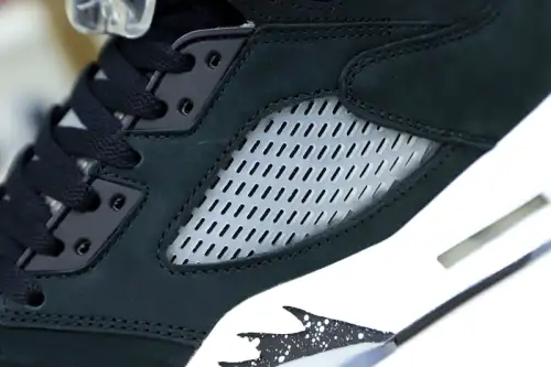Air Jordan 5 Retro 