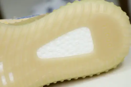 Yeezy Boost 350 V2 