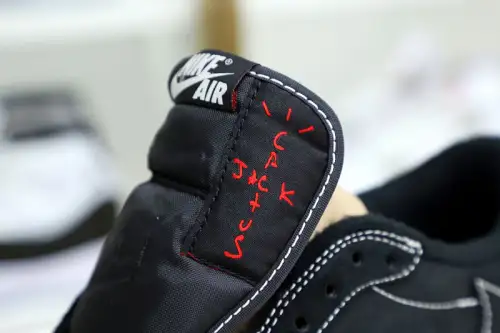 Travis Scott X Nike Air Jordan 1 Low Og “Black Phantom” 