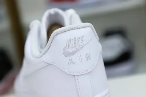 Nike Air Force 1 Low 