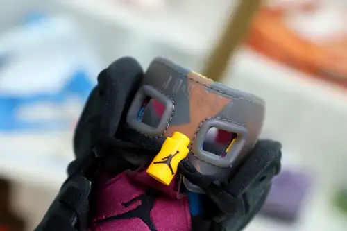 Air Jordan 6 Retro Bordeaux 
