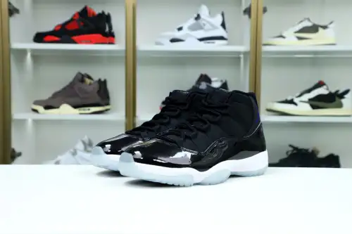Nike Air Jordan 11 