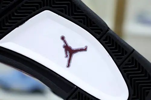Air Jordan Paris Saint-Germain X Air Jordan 4 Retro