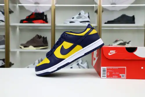 Dunk Low 