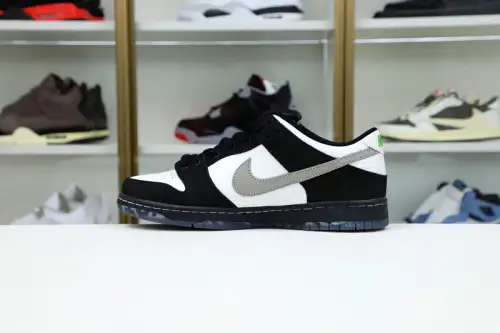 Nike Sb Dunk Low Staple Panda Pigeon (Regular Box) 
