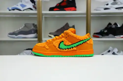 Grateful Dead X Dunk Low Sb Orange 