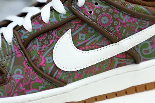 Nike Dunk Sb Low Paisley 