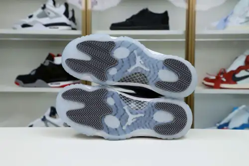Air Jordan 11 Retro