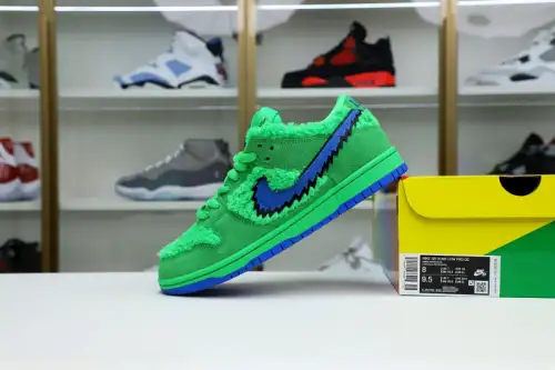 Grateful Dead X Dunk Low Sb Green 