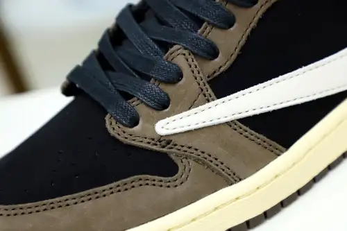 Travis Scott X Jordan Air Jordan 1Low Og Ts Sp 