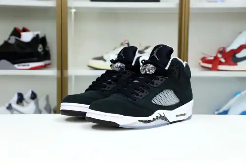 Air Jordan 5 Retro 