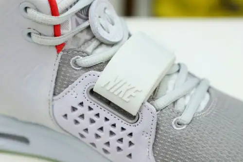 Nike Air Yeezy 2 Nrg Kanye West 