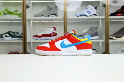 Nike Dunk Qs 