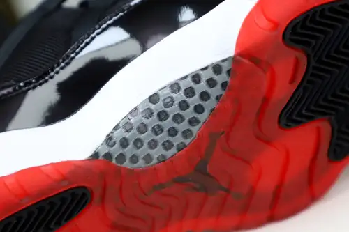 Air Jordan 11 Retro Bred Low 