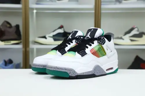 Wmns Air Jordan 4 Retro 