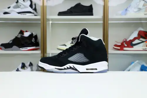Air Jordan 5 Retro 