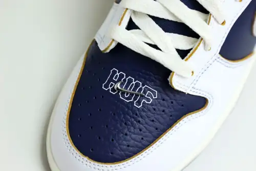 Huf X Nike Dunk Low 