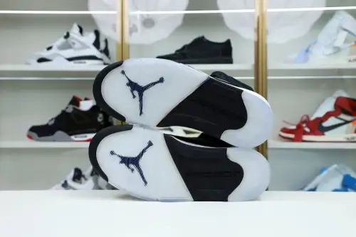 Air Jordan 5 Retro 