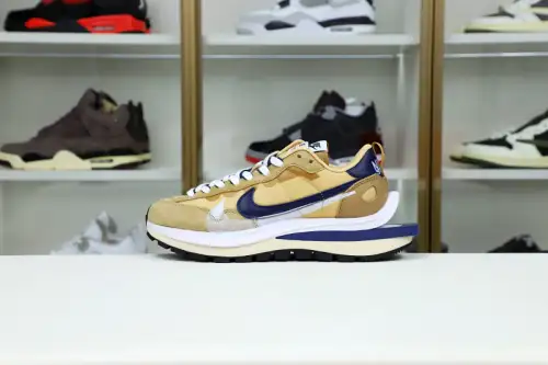 Sacai X Vaporwaffle 