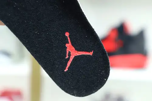 Air Jordan 11 Retro Bred Low 