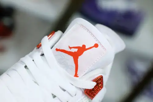 Jordan Air Jordan 4 Retro“Orange Metallic 