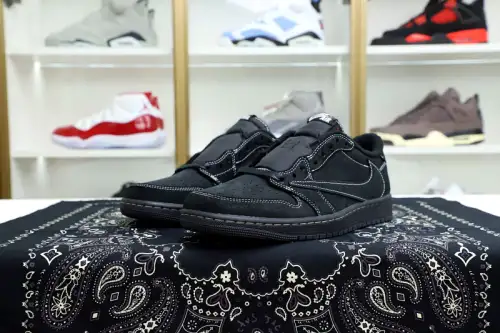 Travis Scott X Nike Air Jordan 1 Low Og “Black Phantom” 