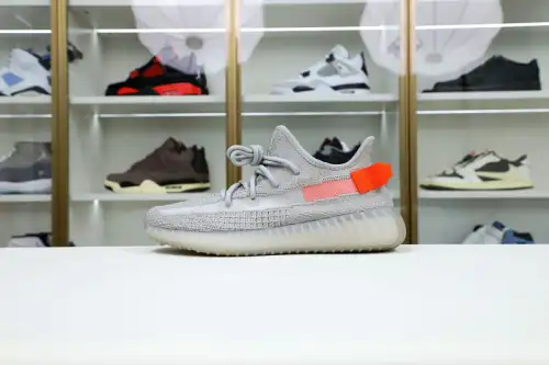 Yeezy Boost 350 V2 “Tail 
