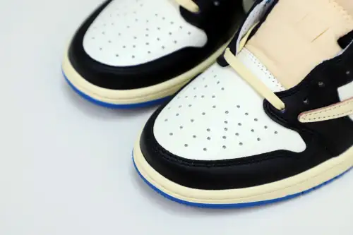 Fragment Design X Travis Scott X Air Jordan 1 Low 