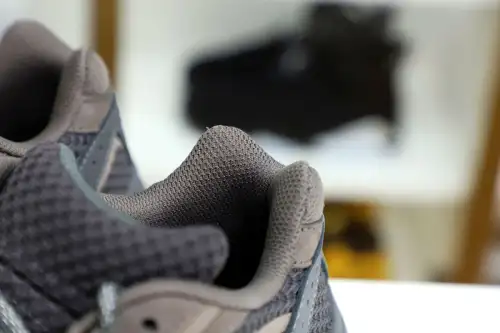 Yeezy Boost 700 V2 