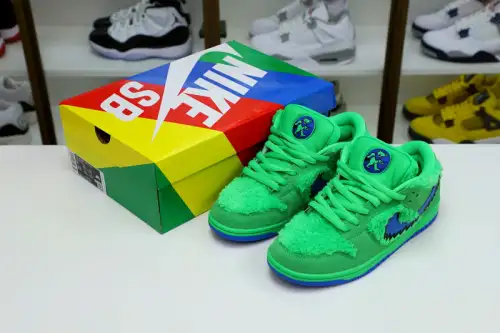 Grateful Dead X Dunk Low Sb Green D5277392