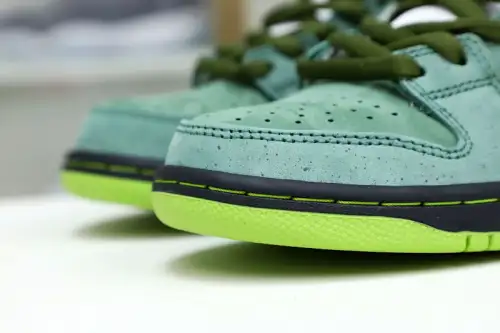 Concepts X Nike Sb Dunk Low Green Lobster 