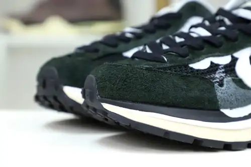 Sacai X Vaporwaffle 